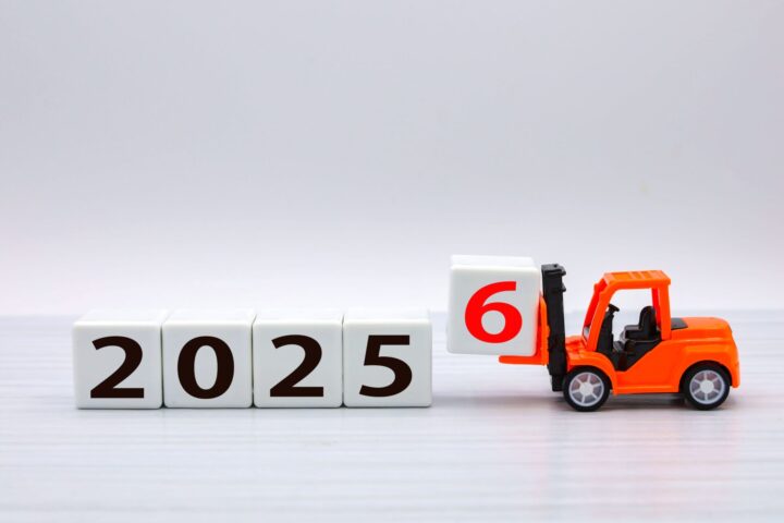 2025年2026年新年自動車整備